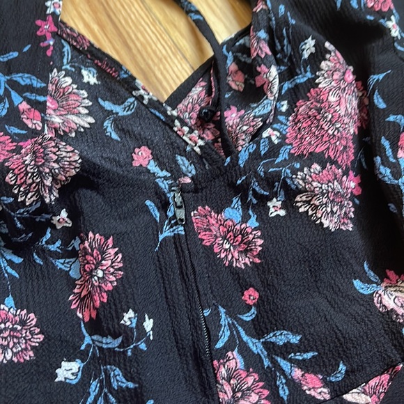 Romper - Picture 3 of 5